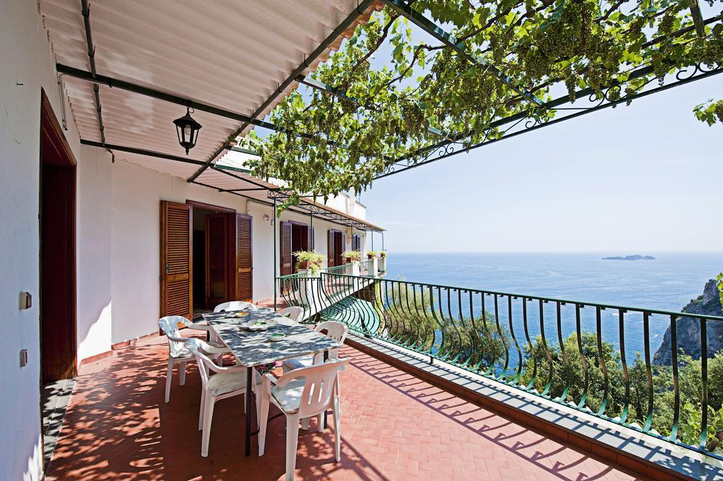 Villa Punta Del Sole Positano Room photo